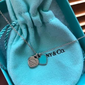 Tiffany & Co. “Return to Tiffany” necklace.